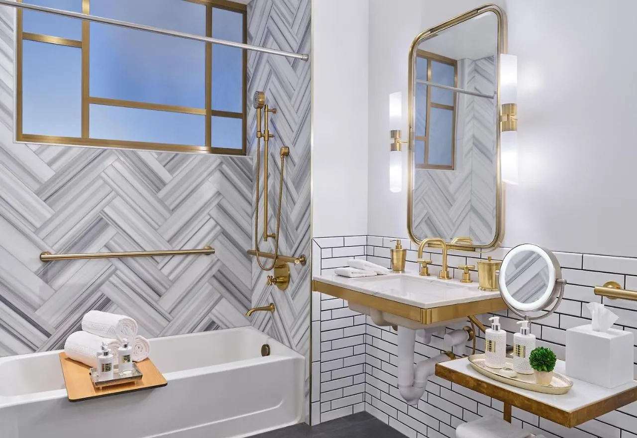 Halcyon - A Hotel In Cherry Creek DEN