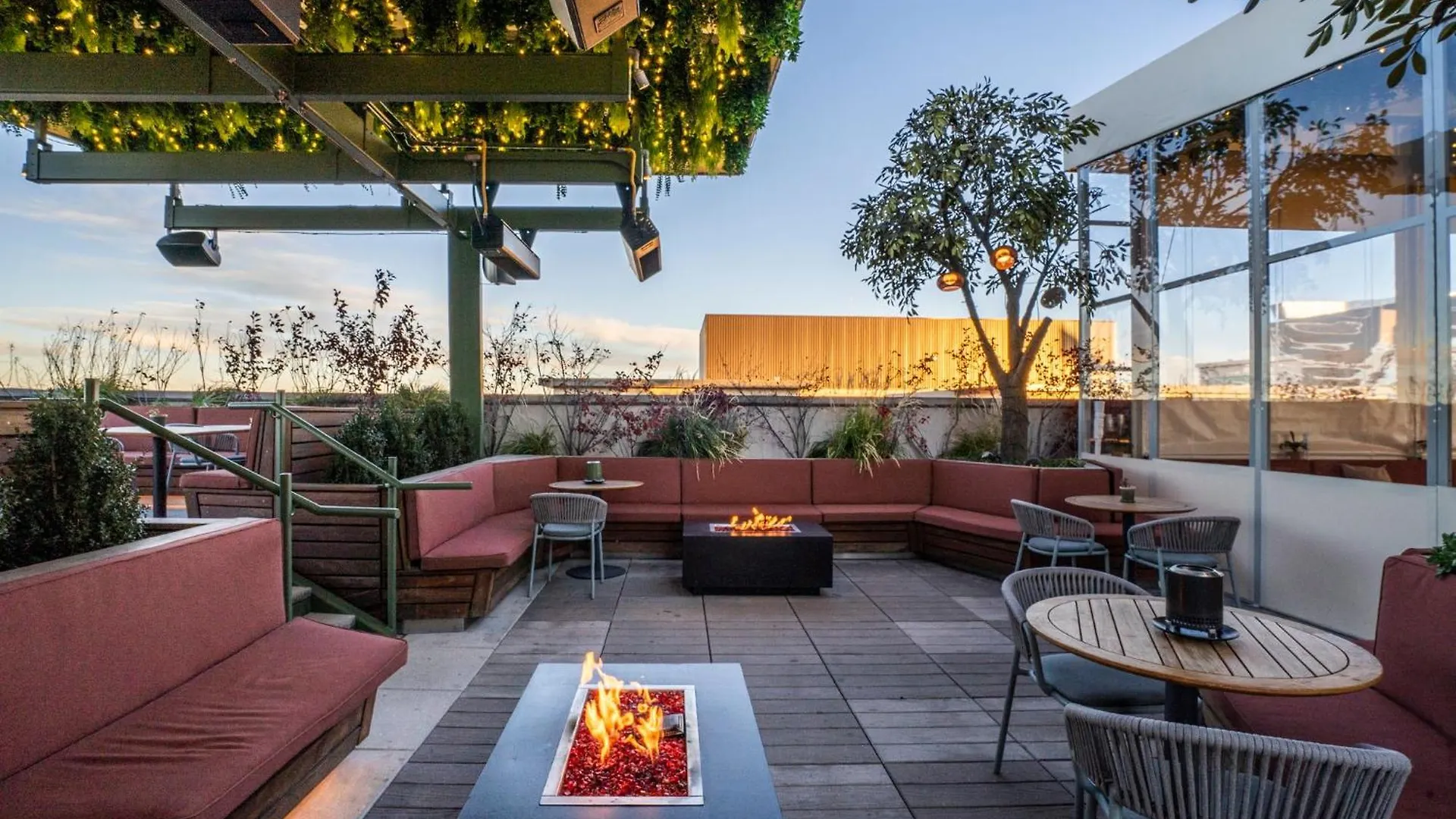 Halcyon - A Hotel In Cherry Creek DEN