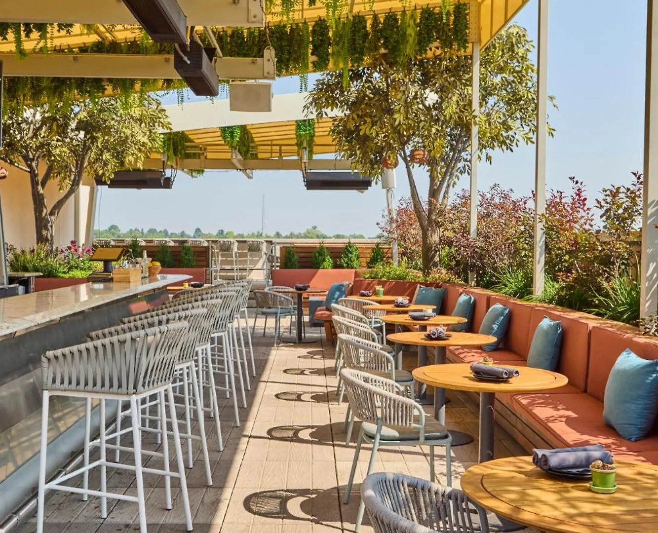 Halcyon - A Hotel In Cherry Creek DEN