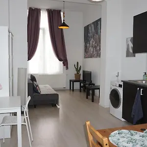 Roosevelt Apartments. Apartamento Amberes